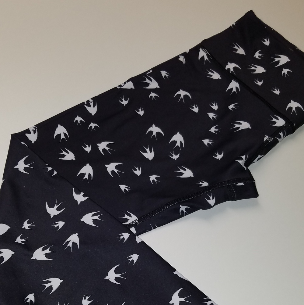 Noli Capri Leggings